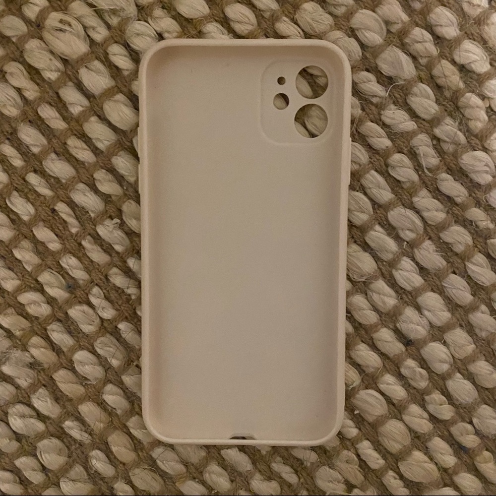 Patterned iPhone 11 case - Picture 2 of 2